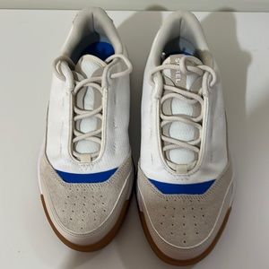 SOREL ONA 718 LOW SNEAKER, Size 9